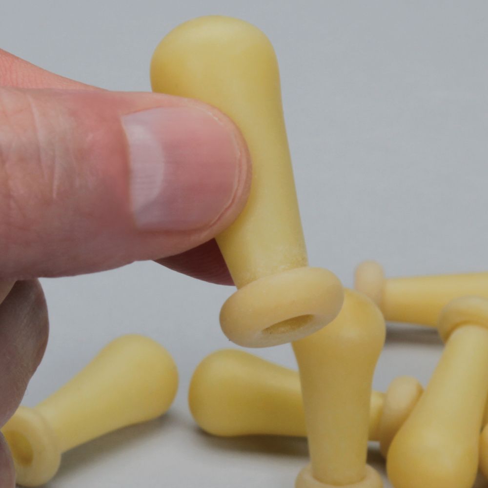 Pasteur Pipette Bulbs, Pack of 72 Carolina Biological Supply